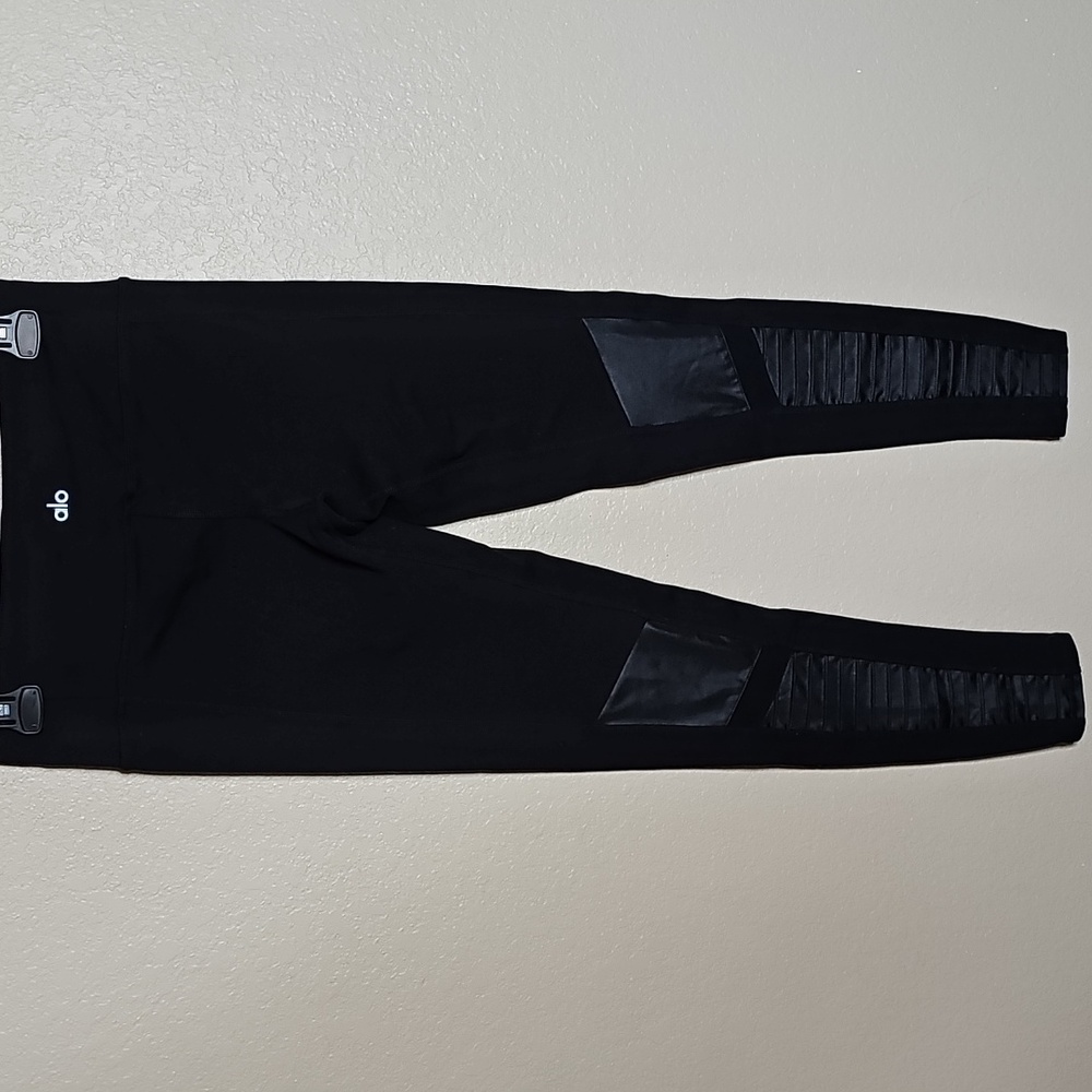 ALO Yoga Black Moto Leggings Small Mid Rise Full Length - Picture 7 of 11